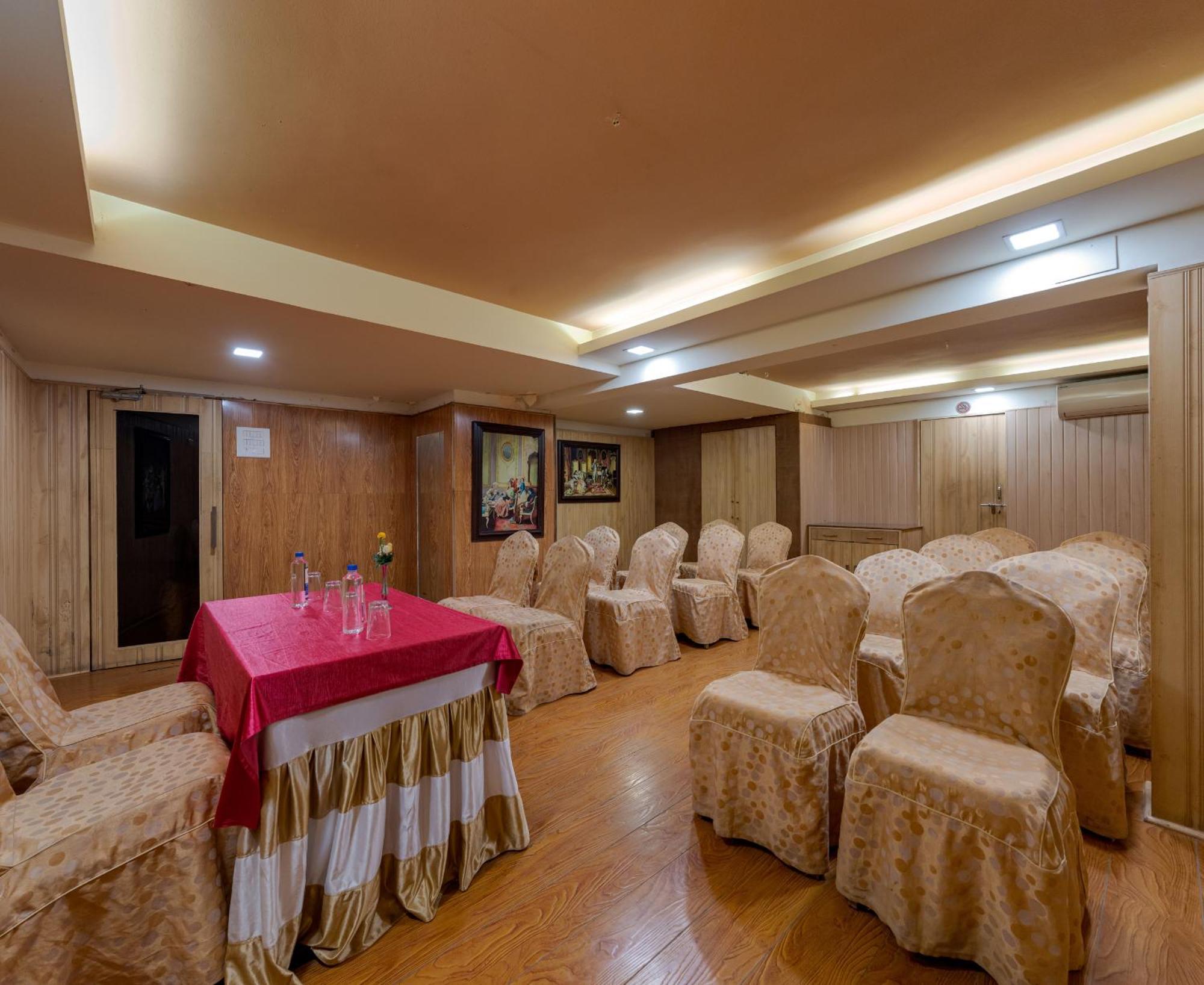Hotel Surya Executive 3 Star Hotel Solapur Exteriör bild
